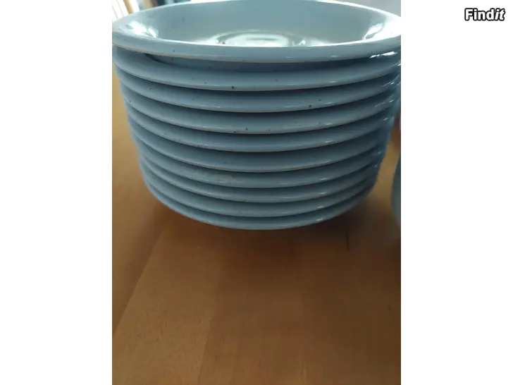 Myydään Pentik tee ja kahviastiasto