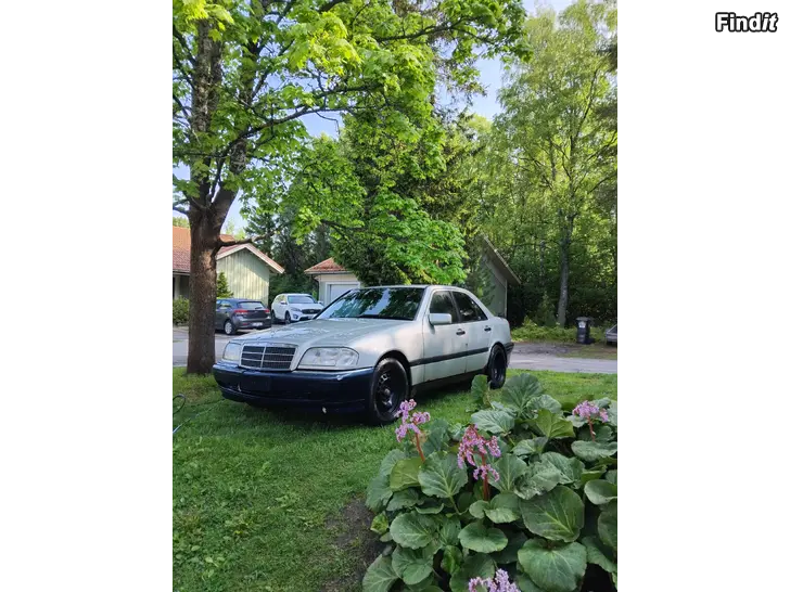 Säljes Mercedes benz w202