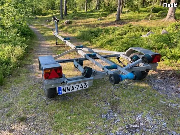 Säljes Båtsläpvagn