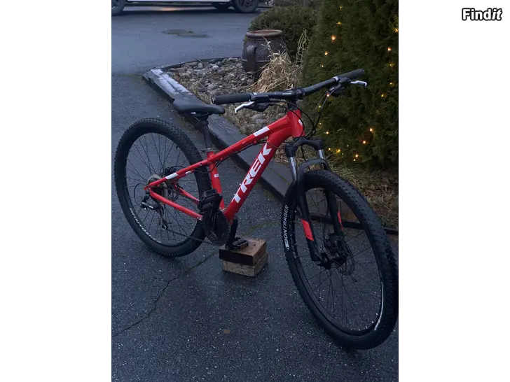 Säljes Trek marlin 5