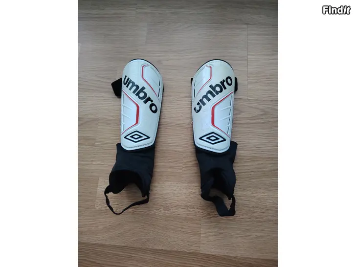 Myydään Lasten jalkasuojat UMBRO