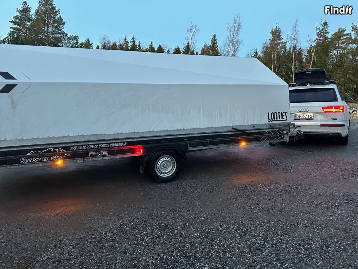 Säljes Släpvagn med aluminiumkåpa LORRIES TT 495 i