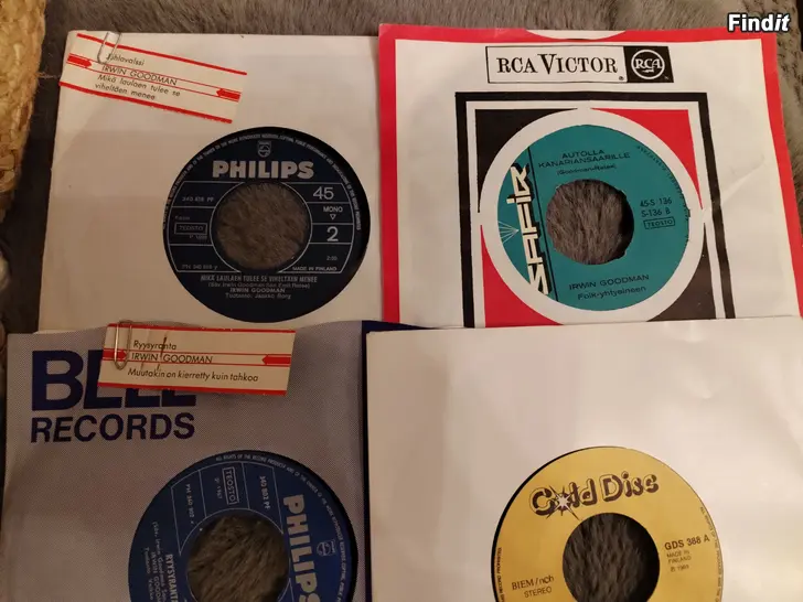 Myydään IRWIN singlet