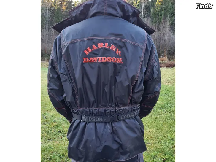 Myydään Harley Davidson Goretex jacka  XL