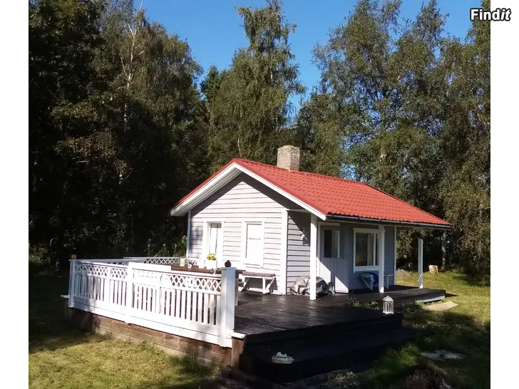 Säljes Liten villa på Majnemi med stor tomt
