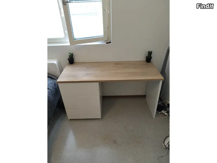 Myydään Anton 130cm KALUSTETALO