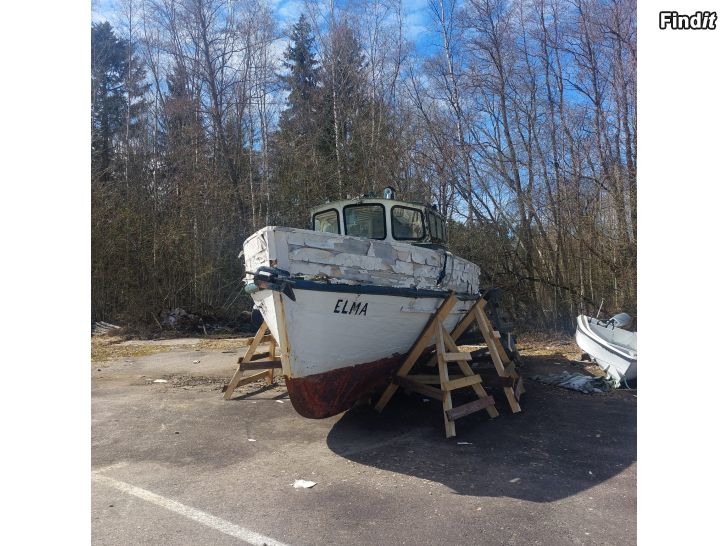 Myydään Puuvene