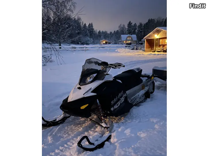 Säljes Ski-doo MXZ 550 F