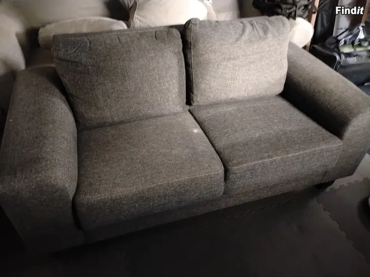 Myydään 2 personers soffa