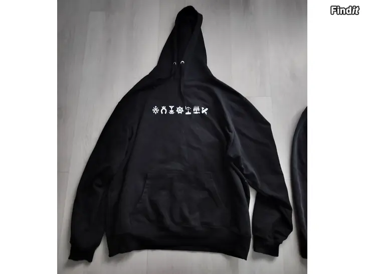 Myydään Kuumaa huppari