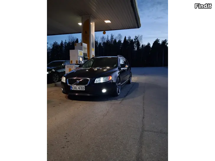 Säljes Volvo v70