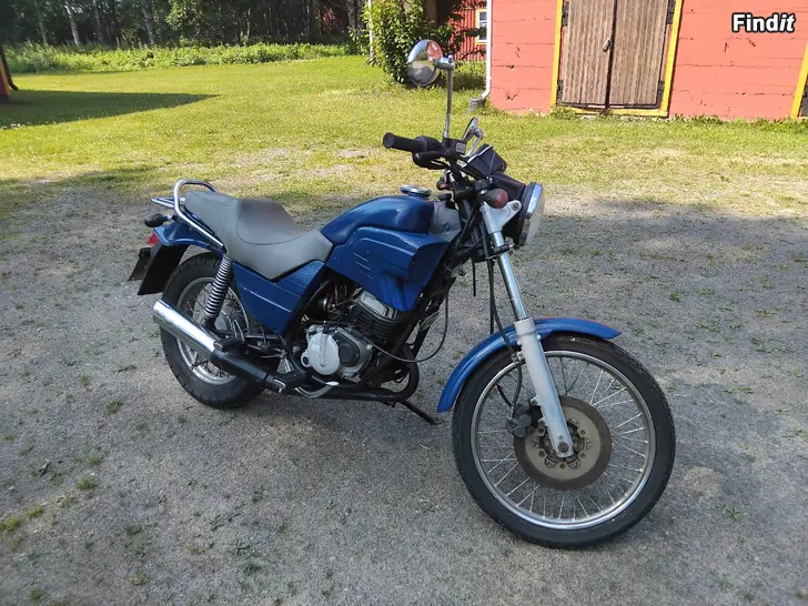Myydään CZ-Cagiva 125 roadster