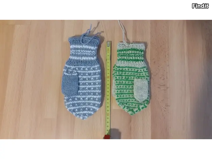 Myydään Lapaset 2paria uudet DIY -yhteishintaan 4e