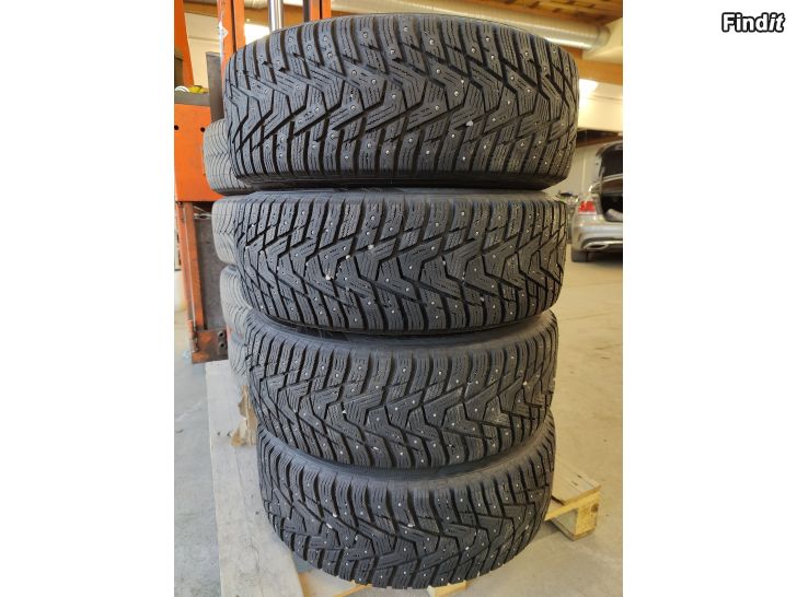 Säljes Nastarenkaat Hankook 205/60/R16