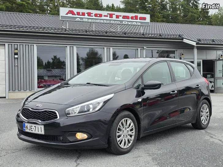 Säljes Kia Ceed 1,4 ISG LX 5D EcoDynamics 2014
