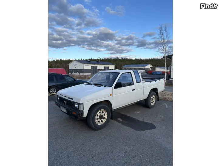 Myydään Nissan king cab 1987