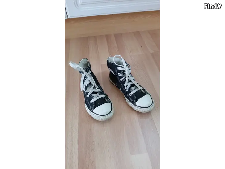 Myydään Converse All Star kengät mustat koko 33 -hinta 5e