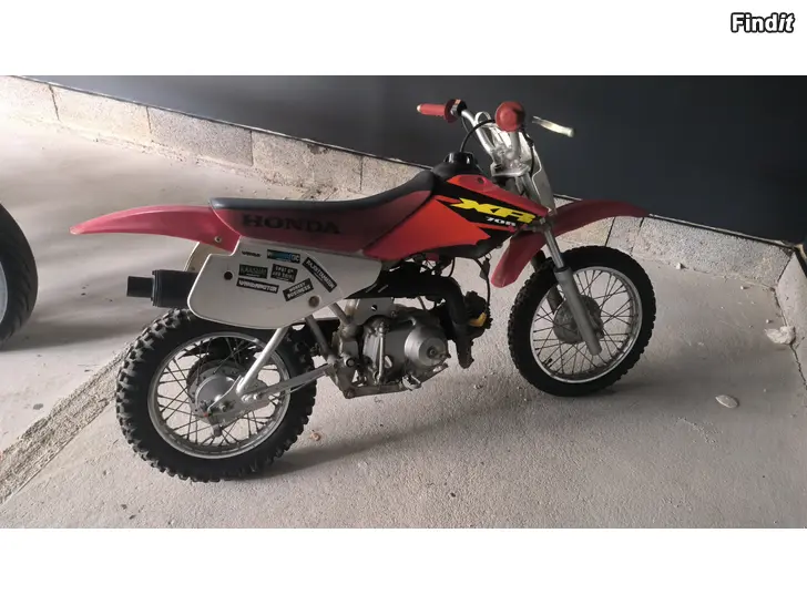 Myydään Honda xr 70r
