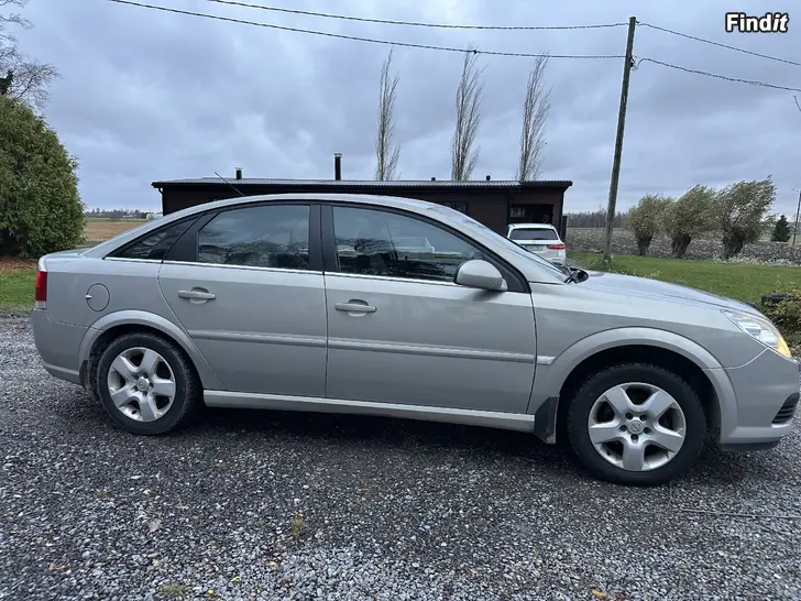 Myydään Opel Vectra