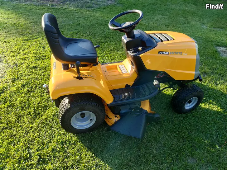 Säljes Stiga gräsklippartraktor