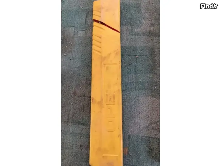 Myydään Varoituskolmio Peugeot Opel