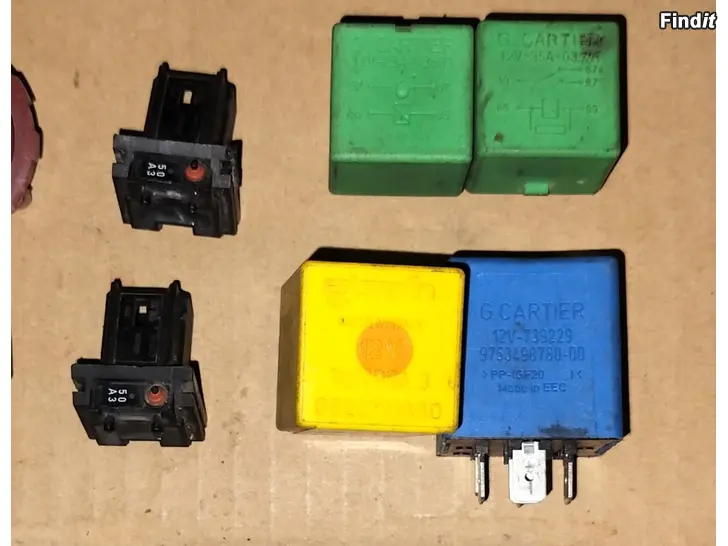 Myydään Mikrokytkin releitä