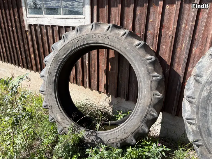 Säljes Traktor däck