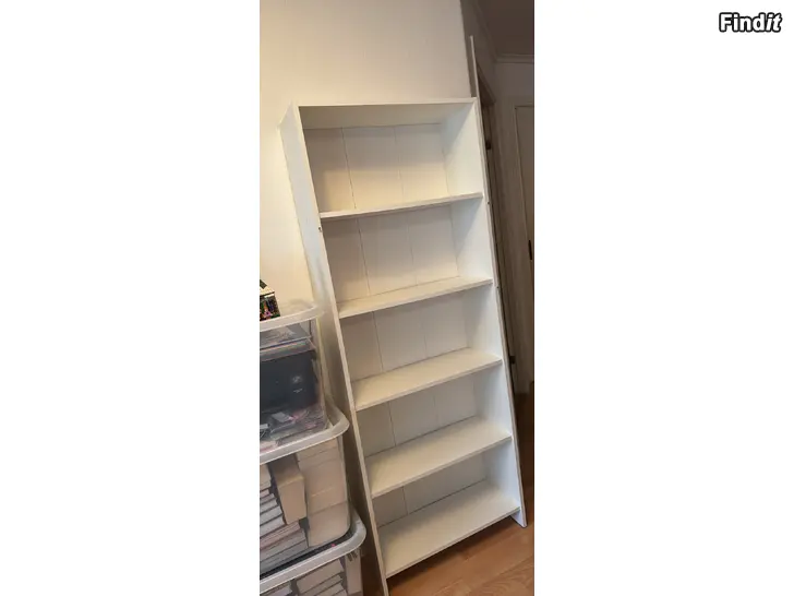 Myydään Bokhylla