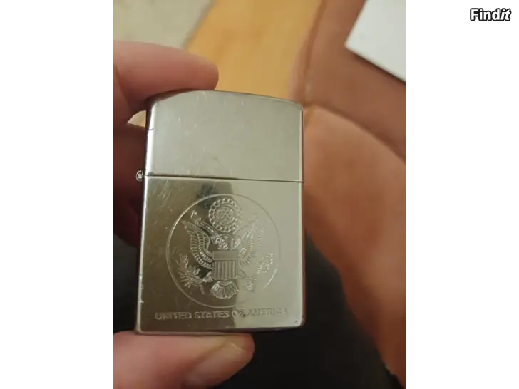 Myydään Zippo sytytin