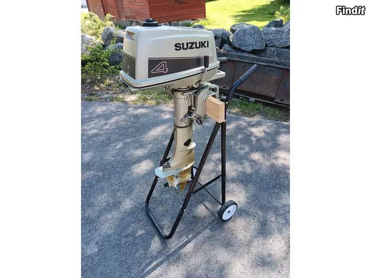 Säljes Suzuki utombordare