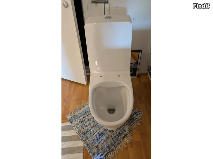 Myydään WC-istuin