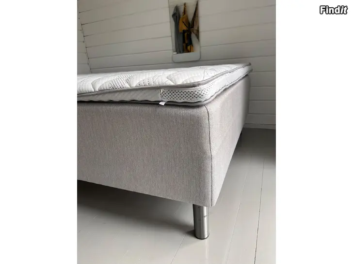 Säljes Jysk säng 140cm