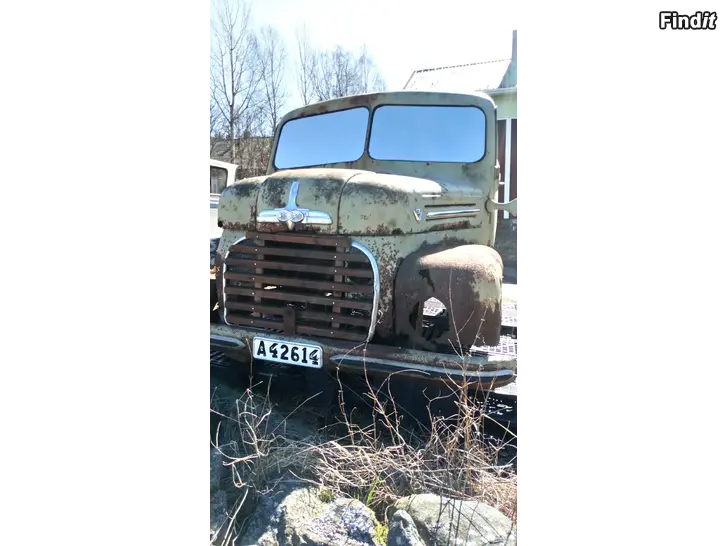 Säljes Ford V8 Närpes