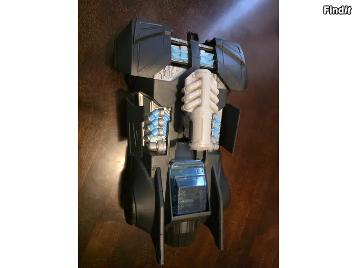 Myydään Batmanbil med pil