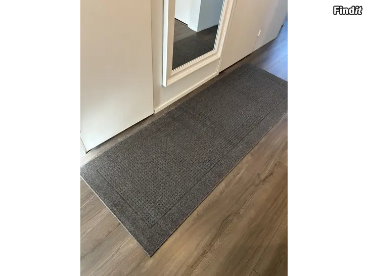 Säljes Golvmatta / mattor