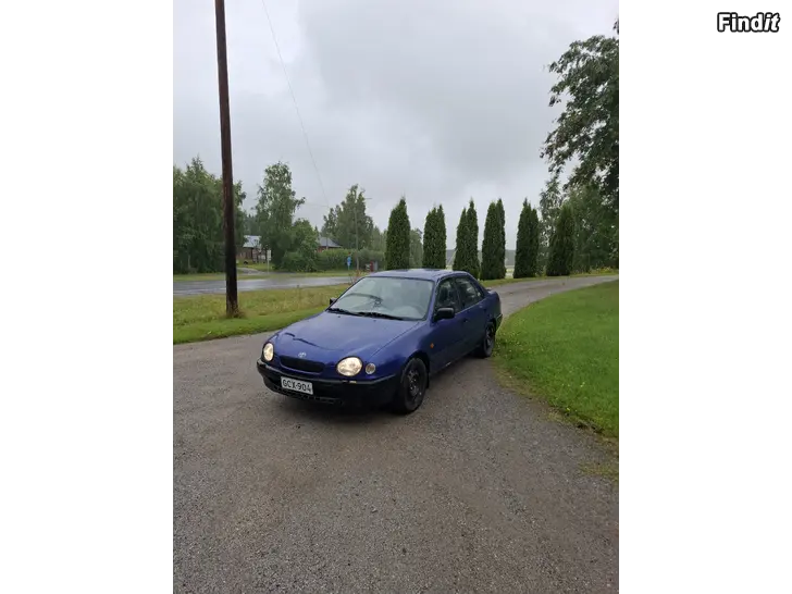 Myydään Toyota Corolla
