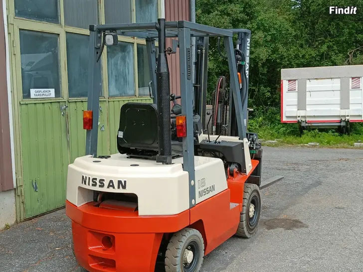 Säljes Nissan Dieseltruck FJ01A18U, 2000