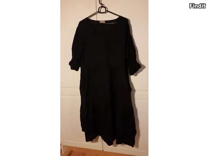 Myydään Peura pellavamekko koko L tummansininen  -10e