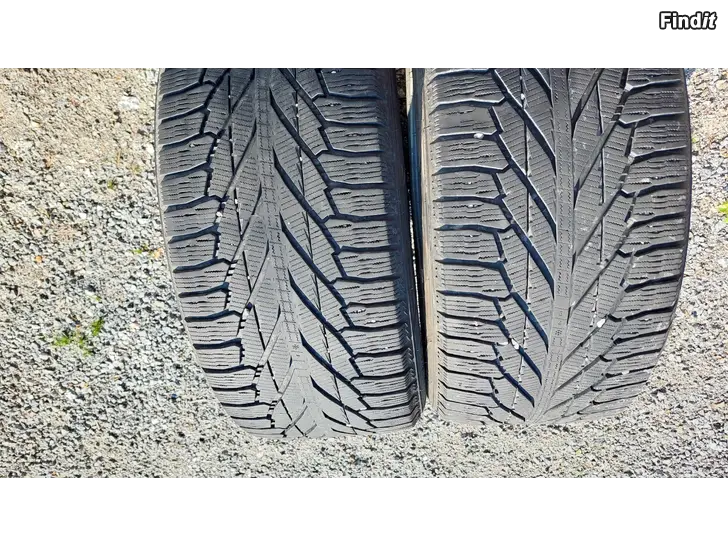 Myydään 275/45R20