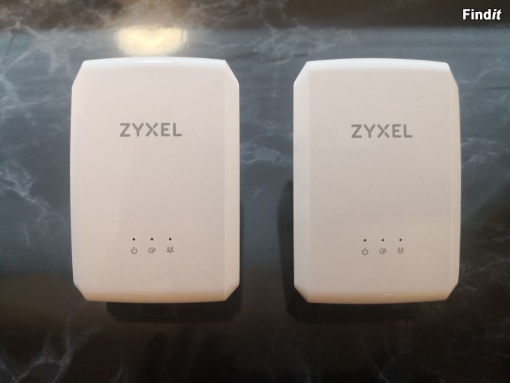 Myydään ZyXEL PLA5206 v2 Powerline-adapteri, 2kpl