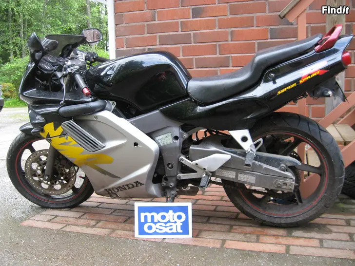 Myydään Honda NSR 125 R 94-03 JC22 osia