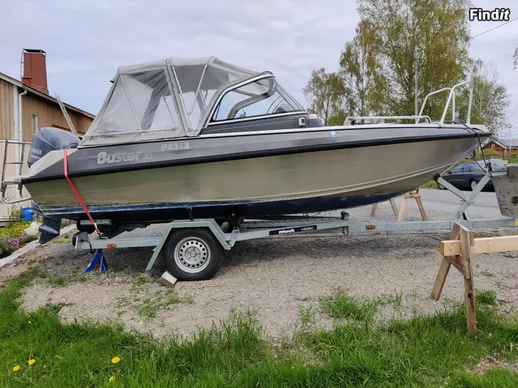 Säljes Buster XL med Yamaha 115 hk