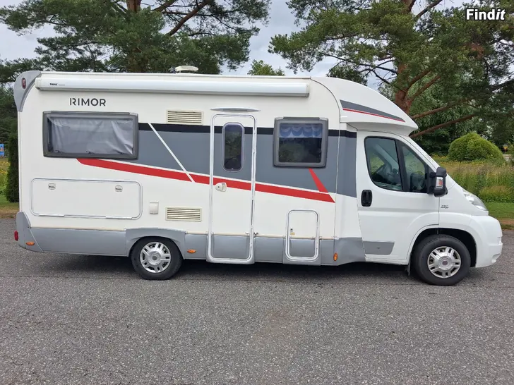 Myydään Vähän ajettu löytö