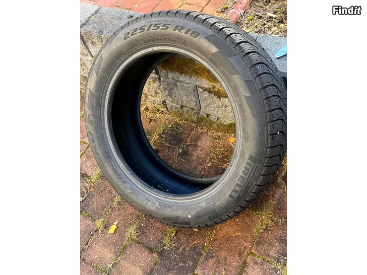 Säljes Pirelli Zero friktionsdäck