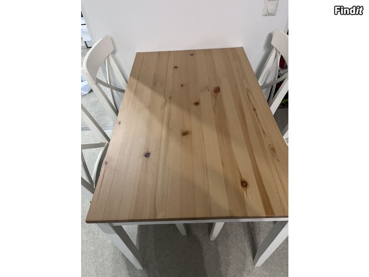 Myydään Ikea ruokapöytä