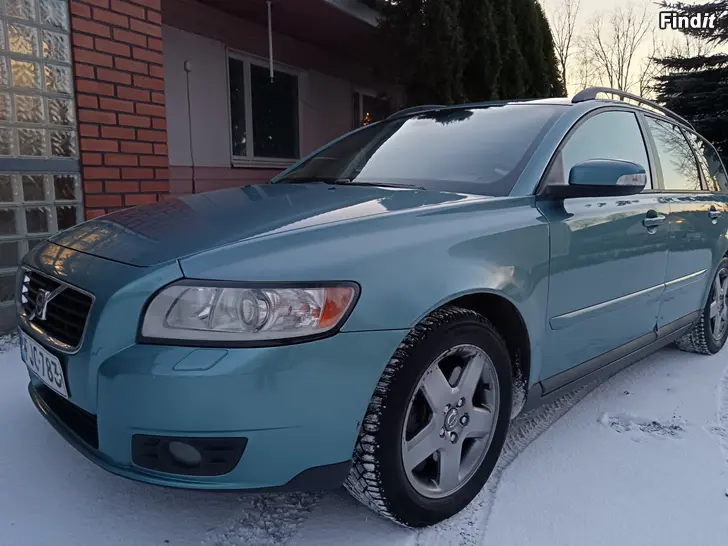 Myydään Volvo V50 2.0D 136-hv. Aut.Momentum NAHAT