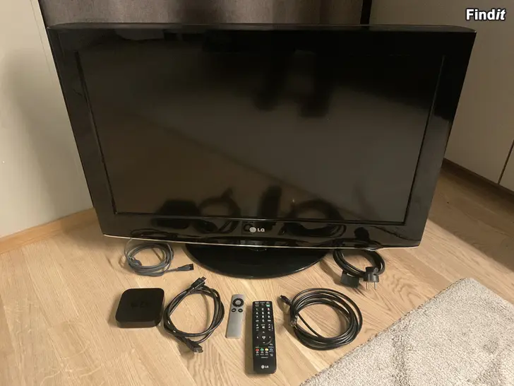 Säljes LG 32 TV och Apple TV A/1469 Gen. 3