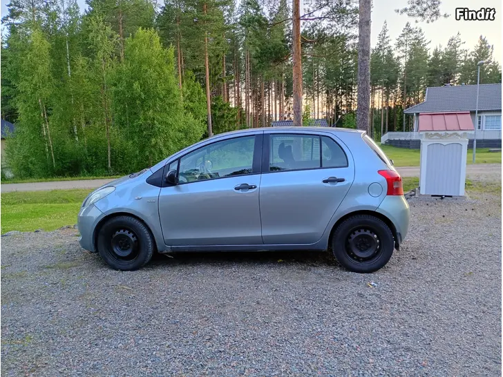 Säljes Nybesiktad Toyota Yaris 1.4 Diesel