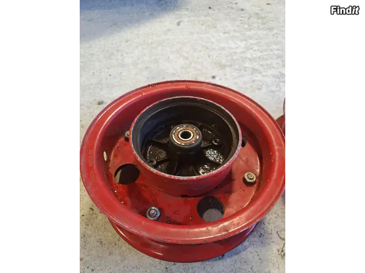 Säljes Honda z50j fram o bakfälg med bromstrumma