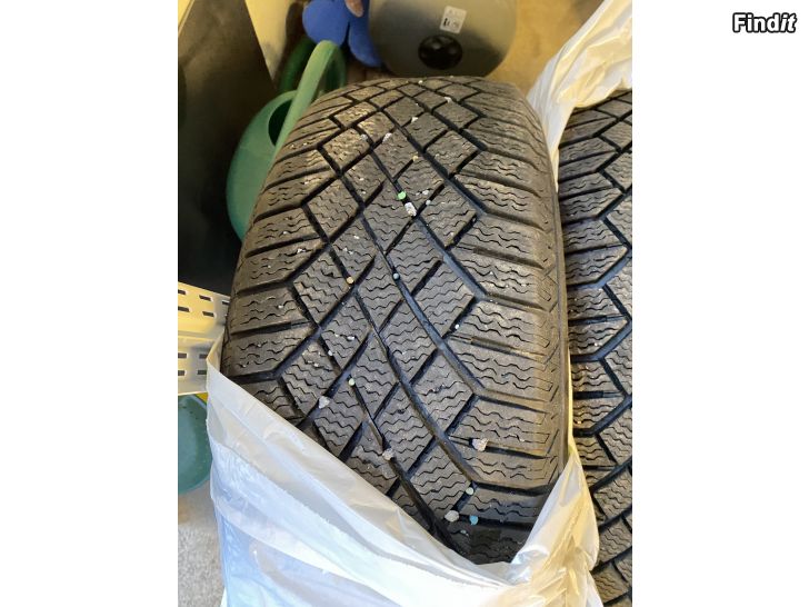 Säljes Friktionsdäck Continental Viking Contact